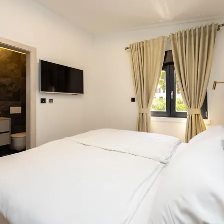 Villa Roma Sauna And Hydrotherapy Pool *