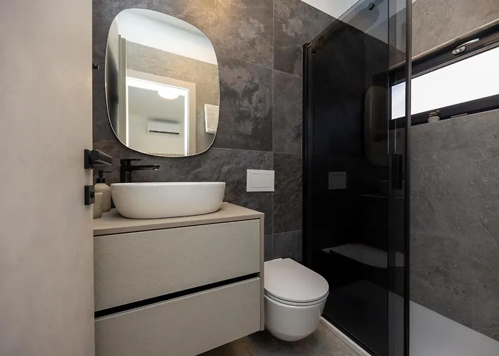 Roma Sauna And Hydrotherapy Pool Villa *