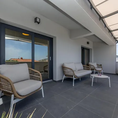 Roma Sauna And Hydrotherapy Pool *