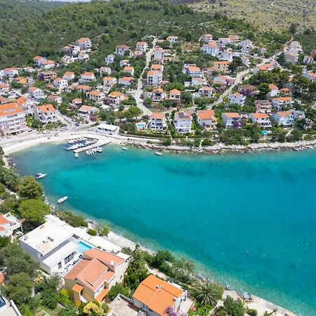 Roma Sauna And Hydrotherapy Pool *