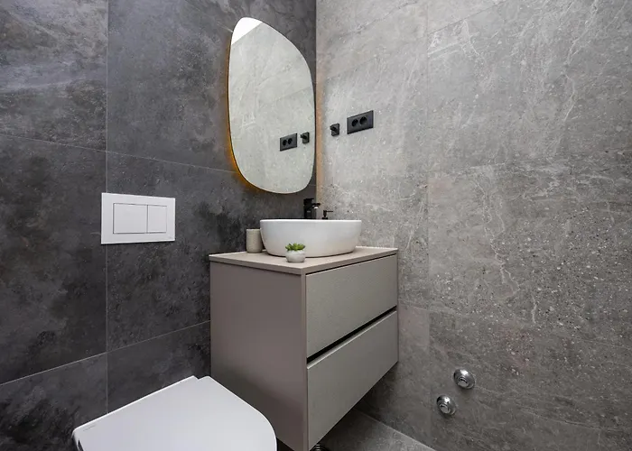 Roma Sauna And Hydrotherapy Pool 트로기르