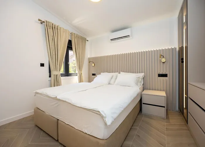 Roma Sauna&hydrotherapy Pool Villa Trogir